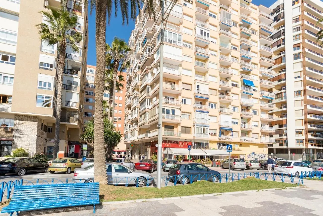 Bright Beachfront Apartment Málaga